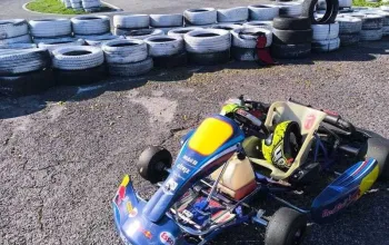 Adrenalinová jízda na okruzích a letištích v motokáře Rotax 125 MAX