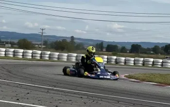 Adrenalinová jízda na okruzích a letištích v motokáře Rotax 125 MAX