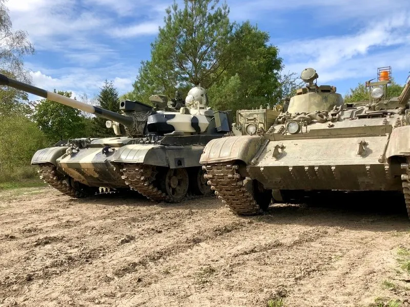 Řízení obrněného bojového tanku T-55