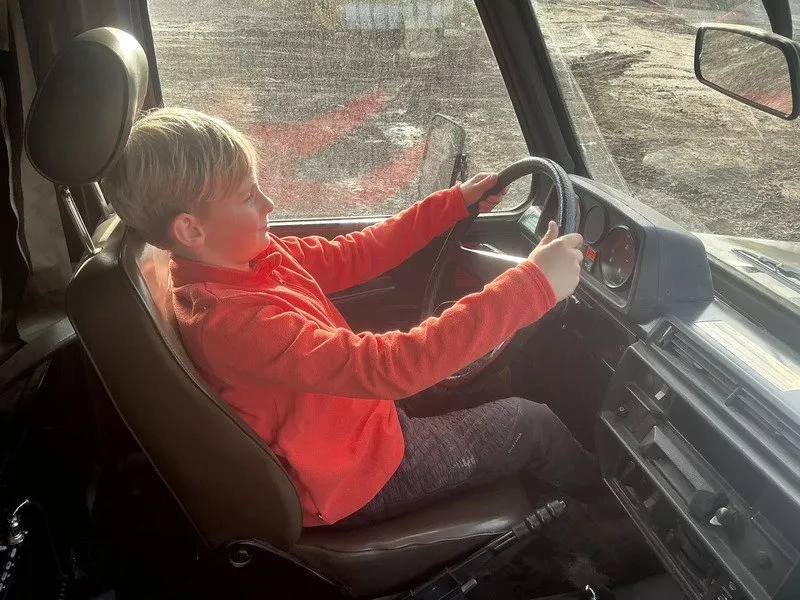 Řízení offroadového vozidla 4x4 pro děti