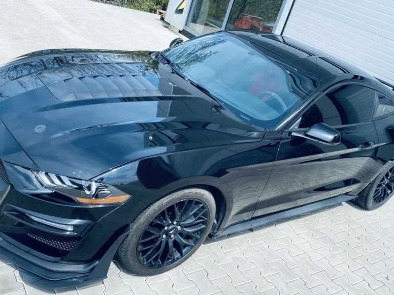 Ford Mustang GT 5.0 SHELBY – legendární jízda s osmiválcem