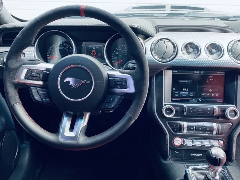 Ford Mustang GT 5.0 SHELBY – legendární jízda s osmiválcem