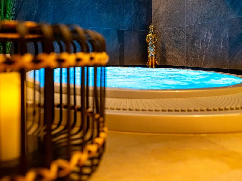 Privátní wellness pro 2 osoby v hotelu Nobilis + láhev prosecca