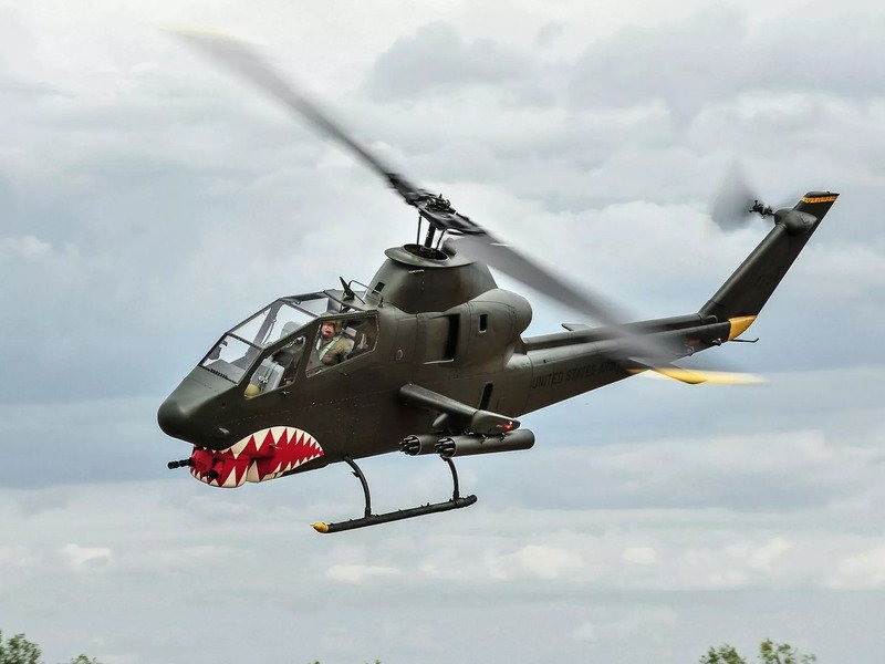 Let legendárním vrtulníkem AH-1 Cobra