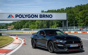 Jízda Ford Mustang GT 5.0 V8 – polygon Brno – dárek a zážitek