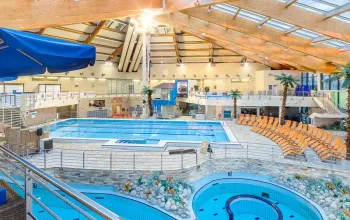 Večerní vstup do Aquapalace Praha se saunovým světem a masáží