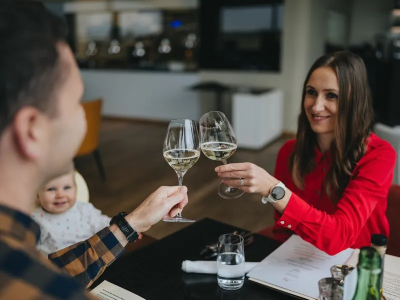 Degustační menu a let vrtulníkem v MG restauraci