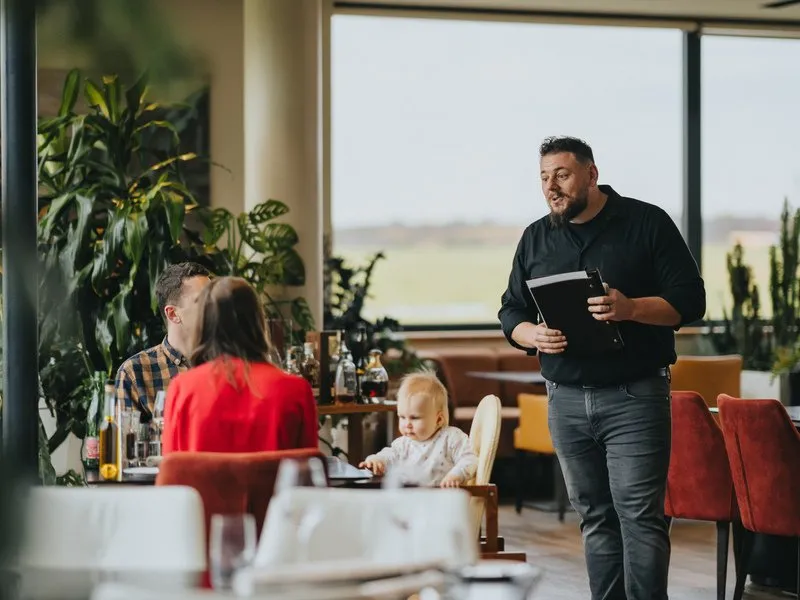 Degustační menu a let vrtulníkem v MG restauraci