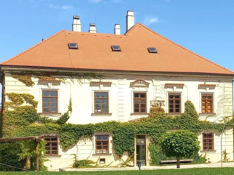 Přízrak z kláštera: Venkovní úniková hra