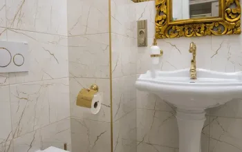 Romantická noc na zámku se snídaní a proseccem