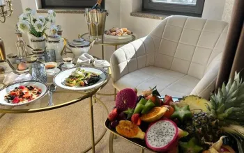 Romantická noc na zámku se snídaní a proseccem