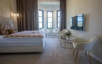 Romantická noc na zámku se snídaní, degustační večeří a proseccem