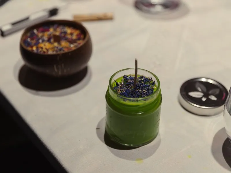 Kreativní kurz: Výroba přírodních svíček + gravírování skla