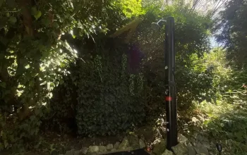 Noc pod hvězdami v průhledné bublině nedaleko Prahy
