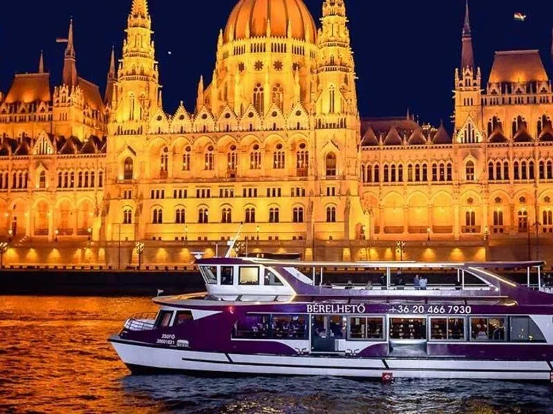 Vyhlídková plavba po Dunaji v Budapešti