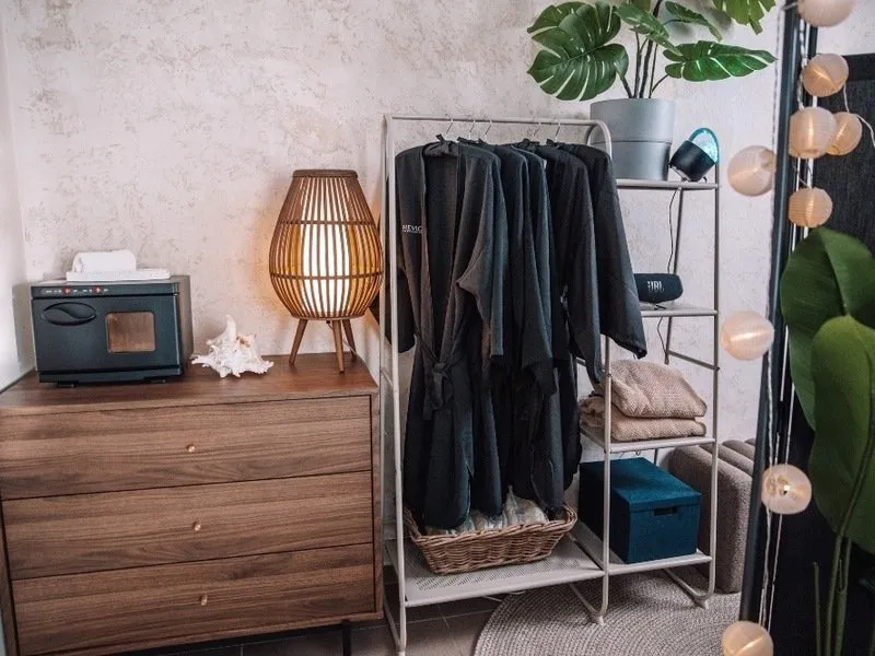 Hýčkání rukou a nohou s wellness rituálem