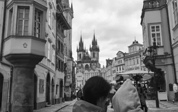 Staňte se tajnými agenty a zachraňte odboj v srdci Prahy