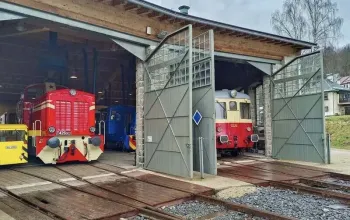 Zažijte nejstrmější železnici v Česku během jediného dne