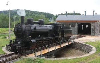 Zažijte nejstrmější železnici v Česku během jediného dne