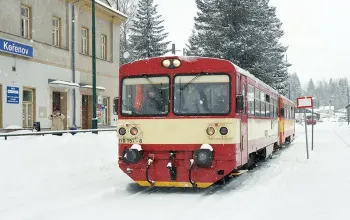 Zažijte nejstrmější železnici v Česku během jediného dne