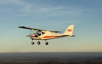 Vyhlídkový let ve sportovním letounu s možností pilotáže