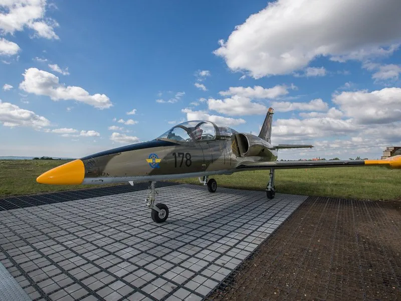 Let stíhačkou L-39 Albatros