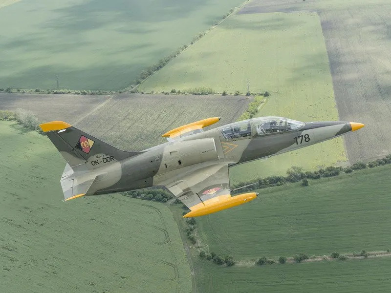 Let stíhačkou L-39 Albatros