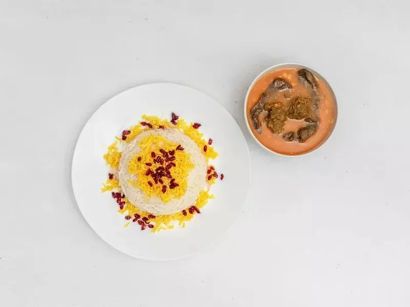 Degustační perské menu v restauraci Saffron Persian Food