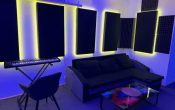 Nahrajte si vlastní podcast v profesionálním studiu
