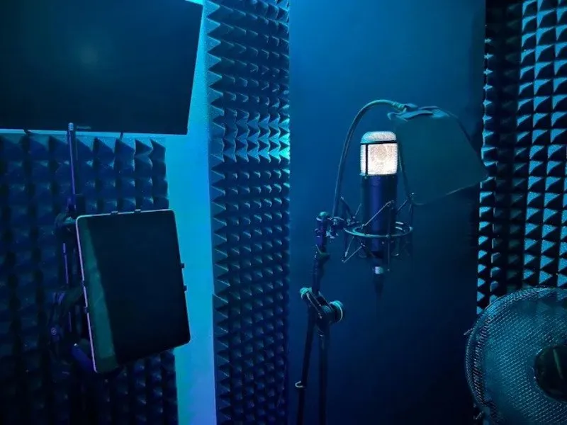 Nahrajte si vlastní podcast v profesionálním studiu