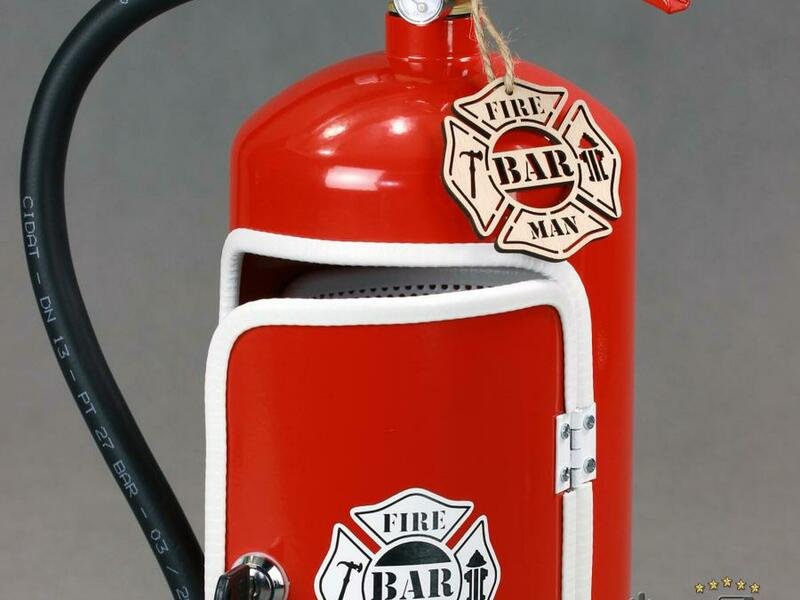 Hasicí bar s láhví alkoholu: Červený s bílou lemovkou