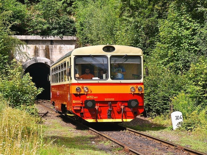 Vypravte si vlastní historický vlak na legendární Zubačce