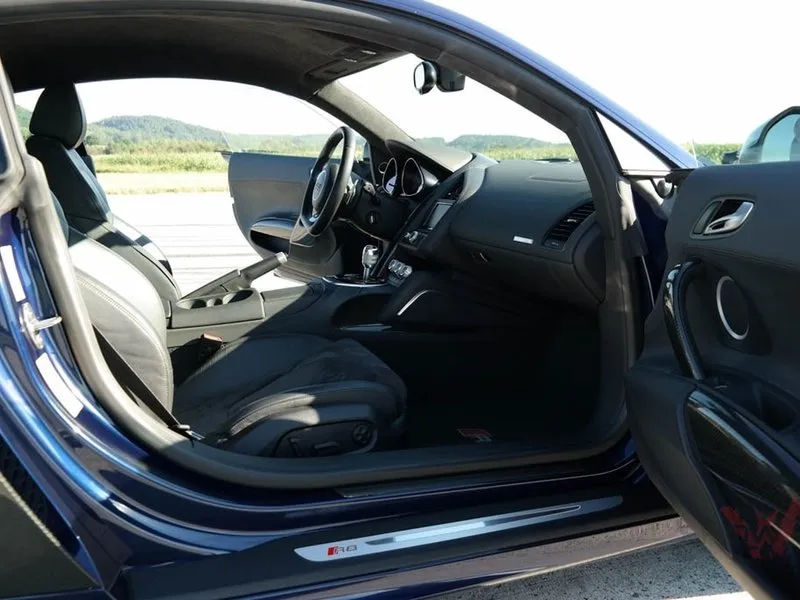 Jízda v supersportu Audi R8 V10 Plus