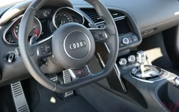 Jízda v supersportu Audi R8 V10 Plus