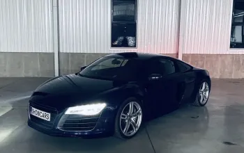Jízda v supersportu Audi R8 V10 Plus