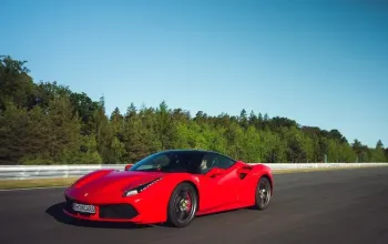 Zažijte Ferrari 488 GTB na uzavřeném polygonu Autodromu Most