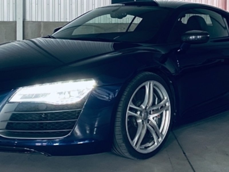 Jízda v Audi R8 na okruhu Autodrom Most