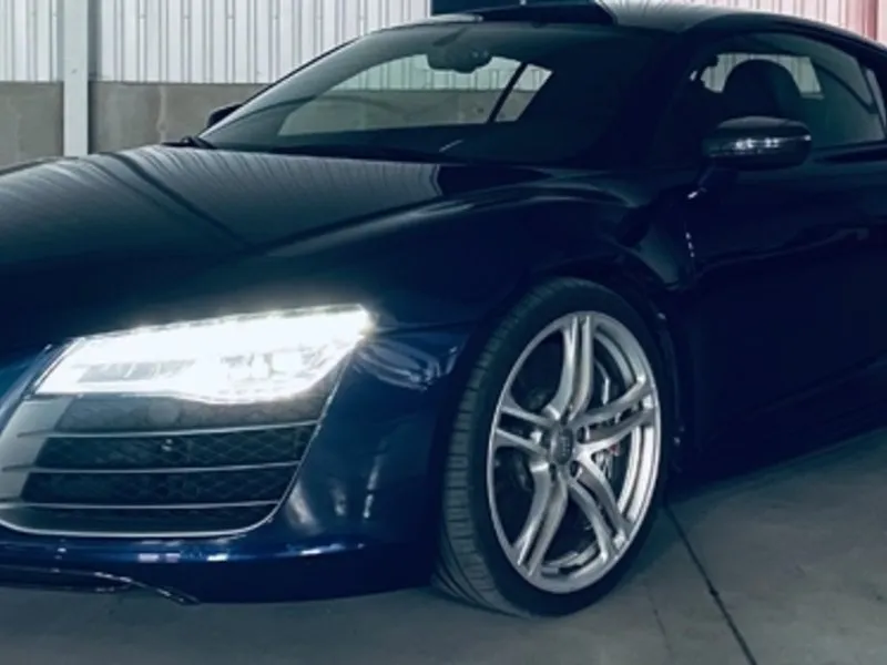 Jízda v Audi R8 na okruhu Autodrom Most