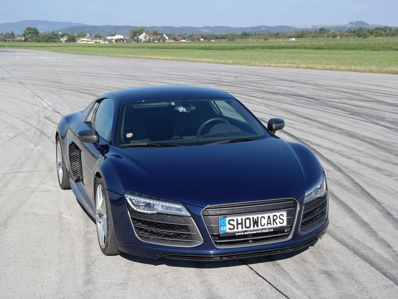 Jízda v Audi R8 na okruhu Autodrom Most