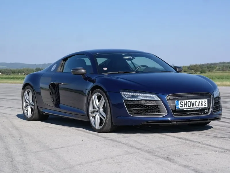 Jízda v Audi R8 na okruhu Autodrom Most