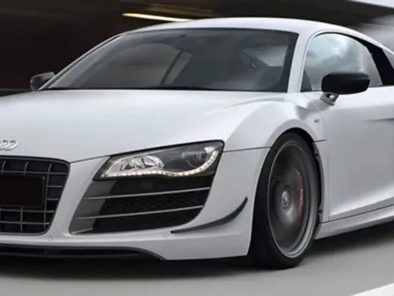 Zažijte Audi R8 na uzavřeném polygonu Autodromu Most