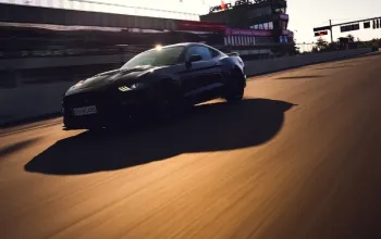 Zažijte legendární Ford Mustang Shelby na polygonu Autodromu Most