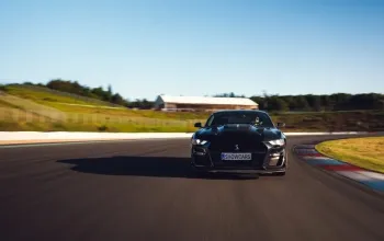 Zažijte legendární Ford Mustang Shelby na polygonu Autodromu Most