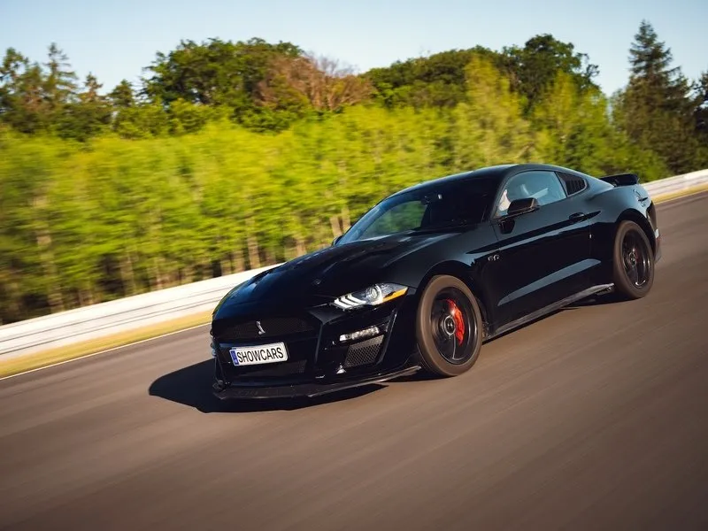 Zažijte legendární Ford Mustang Shelby na polygonu Autodromu Most