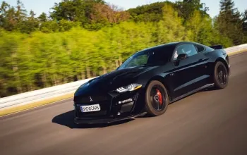 Zažijte legendární Ford Mustang Shelby na polygonu Autodromu Most