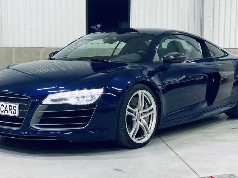 Jízda v supersportu Audi R8 V10 Plus