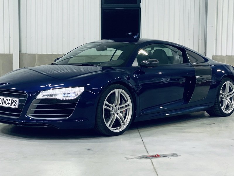 Jízda v supersportu Audi R8 V10 Plus