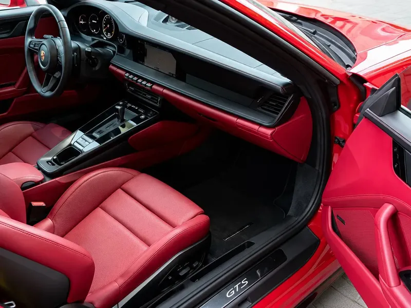 Zažijte legendární Porsche 911 na Masarykově okruhu