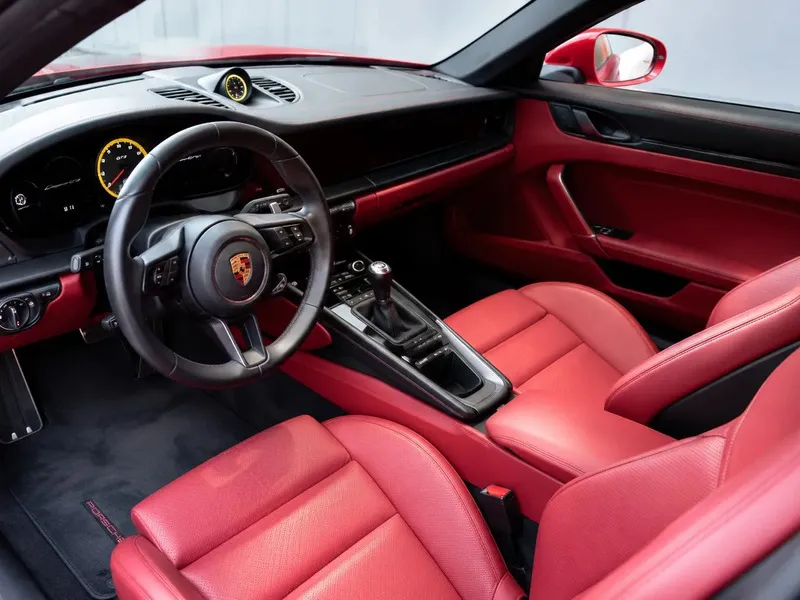 Zažijte legendární Porsche 911 na Masarykově okruhu