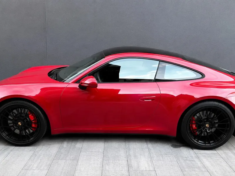 Zažijte legendární Porsche 911 na polygonu Brno